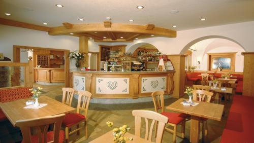 Hotel Italia Baselga di Pinè Екстериор снимка