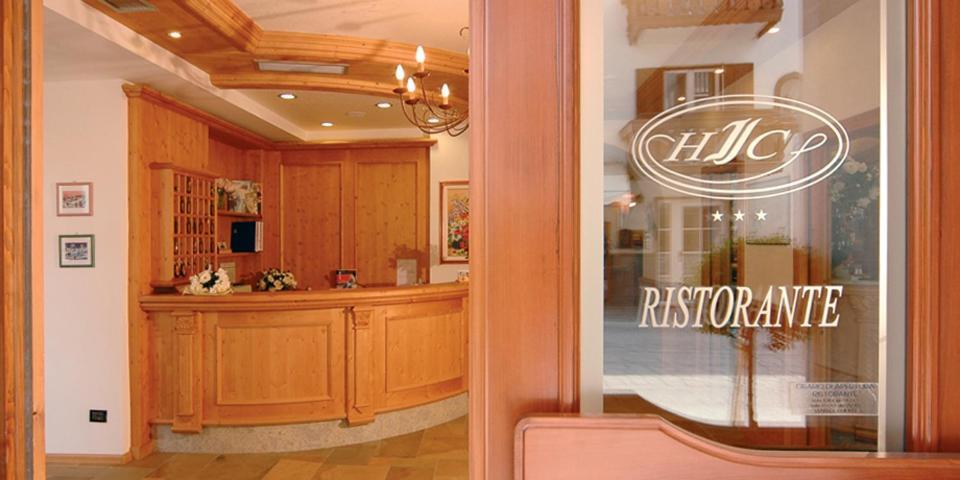 Hotel Italia Baselga di Pinè Екстериор снимка